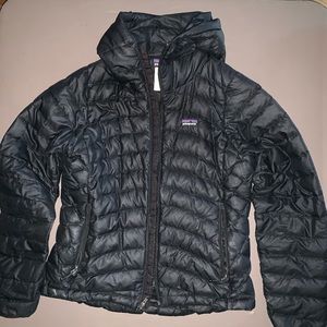 PATAGONIA down puff light weight jacket